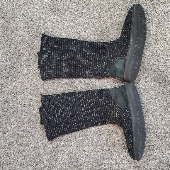 Ugg Australia Women 1876 Cardi Sweater buttons Boots shoes sz 10 - Picture 2 of 10